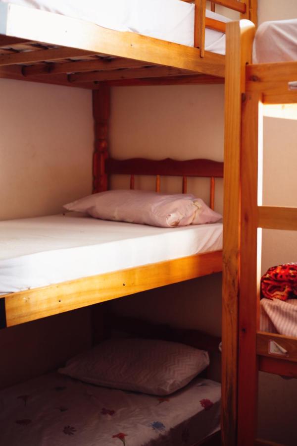 Cama em Beliche em Dormitório Feminino